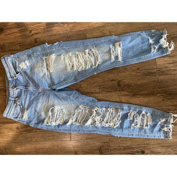 American Eagle Mom Jeans - Distressed Blue Denim 4 - Picture 2 of 7